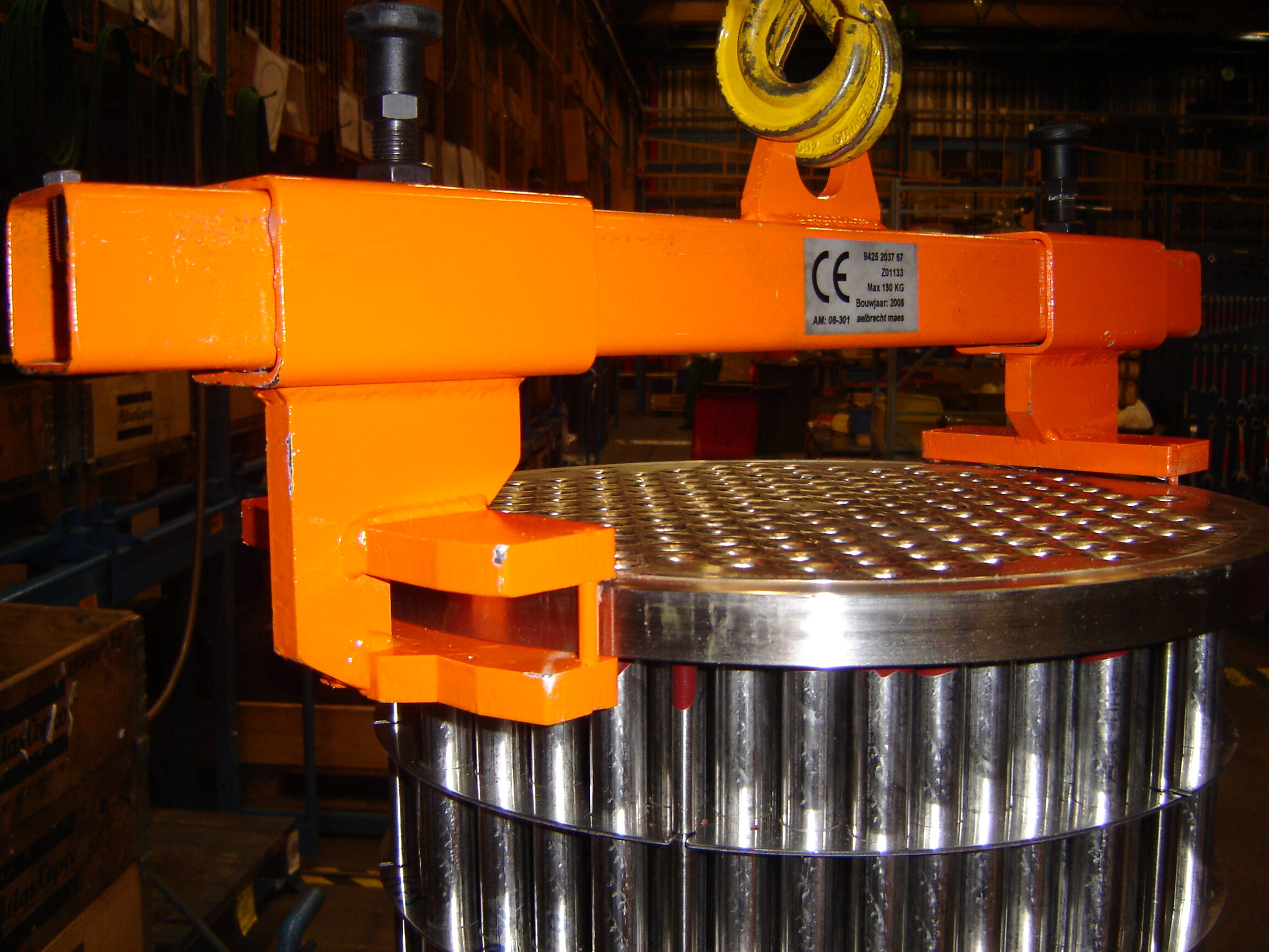 Hefgereedschap voor Atlas (2008) door Aelbrecht-Maes