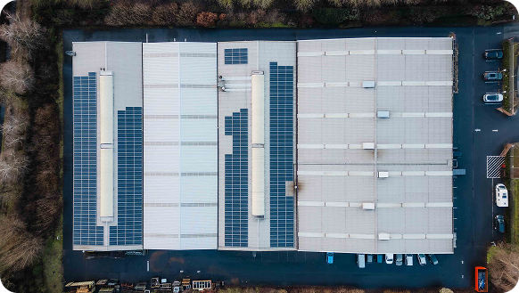 Zonnepanelen op het dak van Aelbrecht-Maes