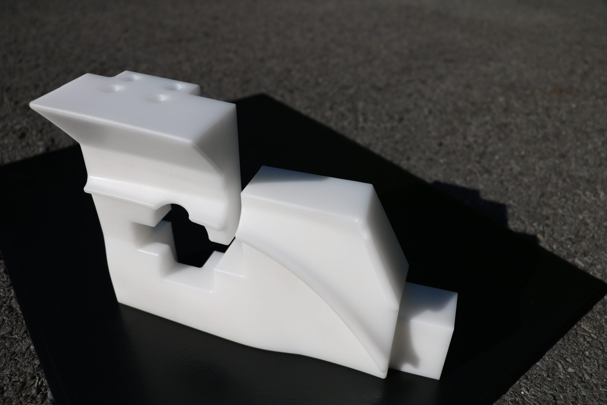 Machinewerk voor Volvo (2017) door Aelbrecht-Maes
